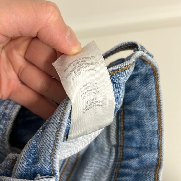Aritzia Denim Forum The Arlo High Rise Straight 28L | Size 25 Light Wash - Picture 12 of 15